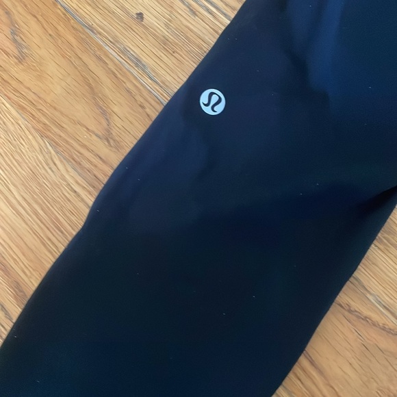 Lululemon leggings - Picture 6 of 6
